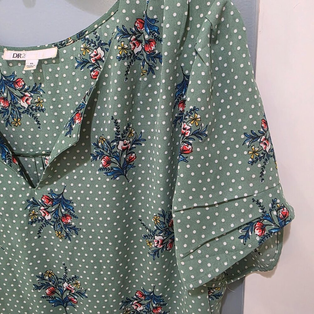 DR2 Green Floral Polka Dot Blouse XL Pleated Flutter Sleeve Split Neck Top - Picture 4 of 12